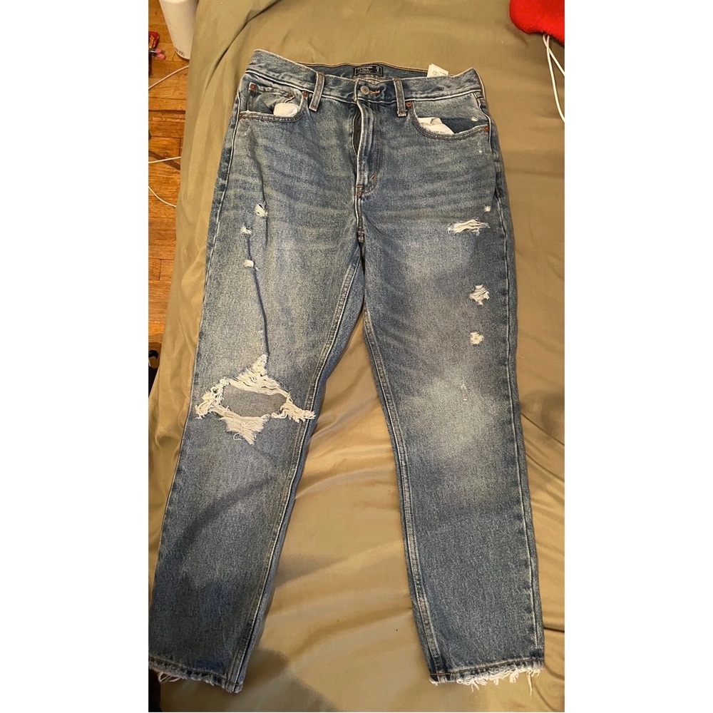 Abercrombie mom jeans